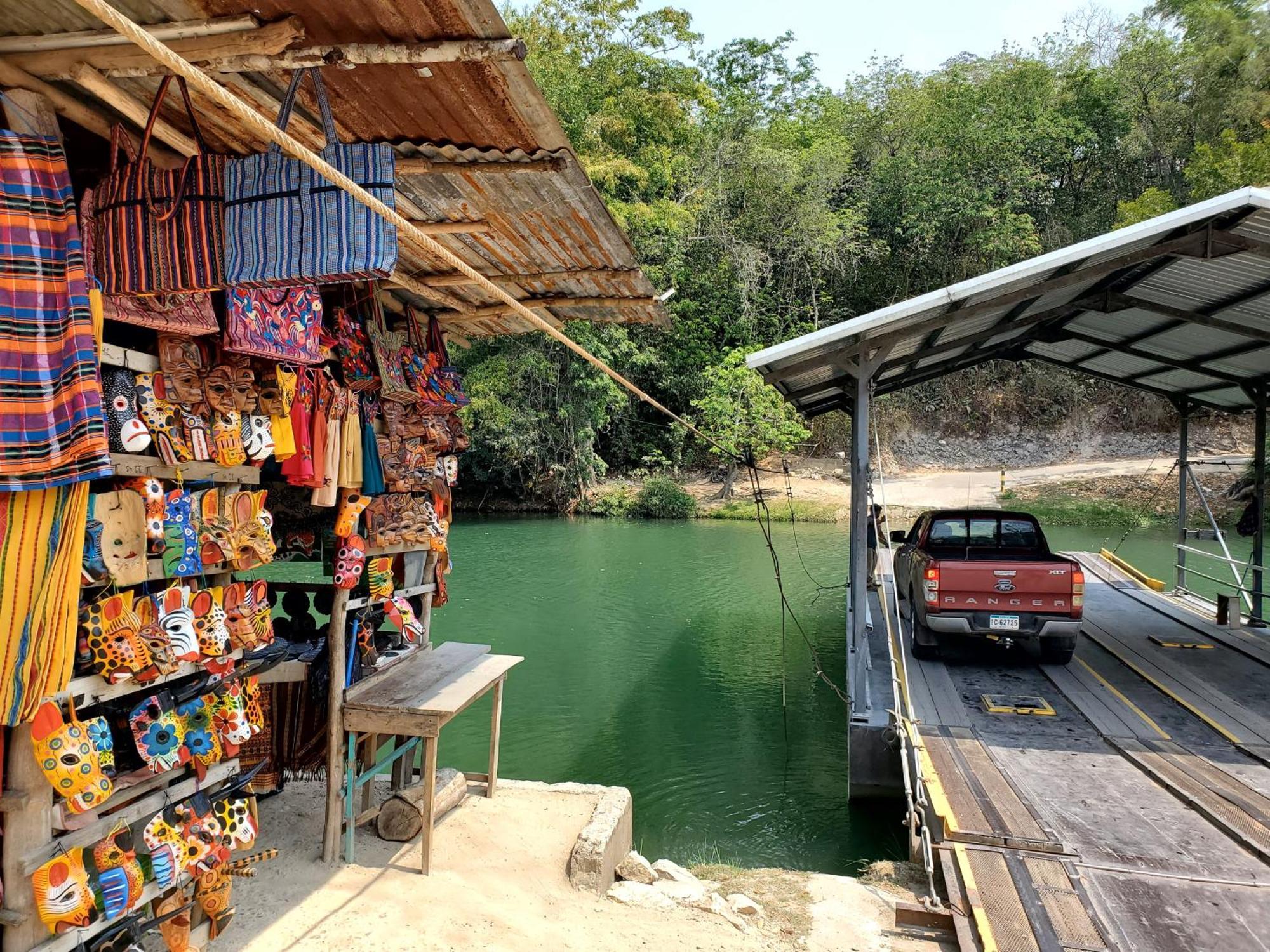 Yumas Riverfront Lodge San Ignacio Ngoại thất bức ảnh